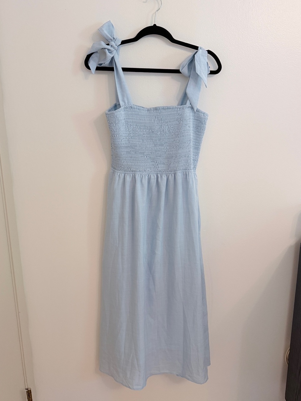 Pink Blush Maternity Light Blue Tie Strap Smocked Maternity Dress Size L NWOT